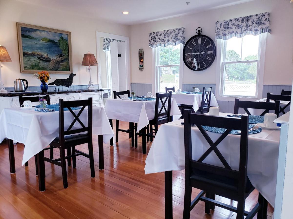 Elmere House Bed & Breakfast Уелс Екстериор снимка