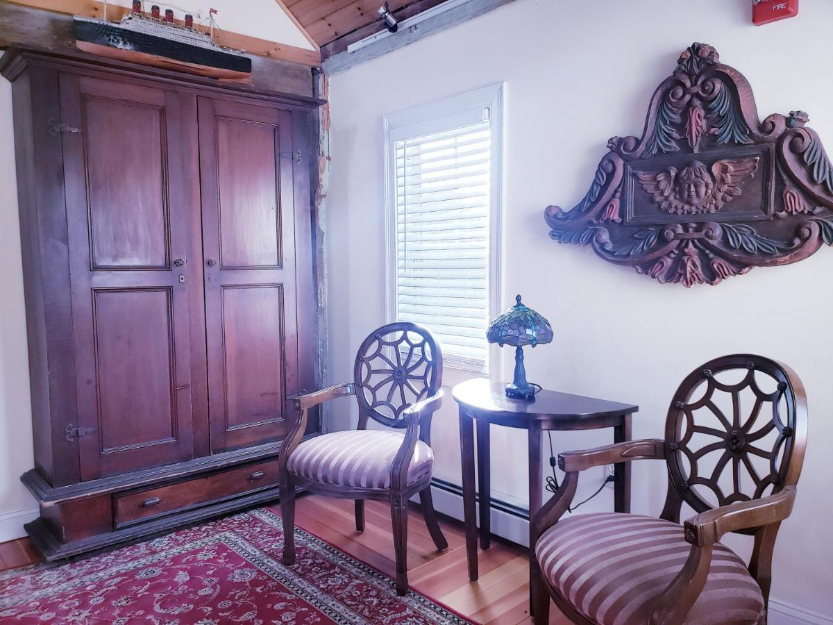 Elmere House Bed & Breakfast Уелс Екстериор снимка